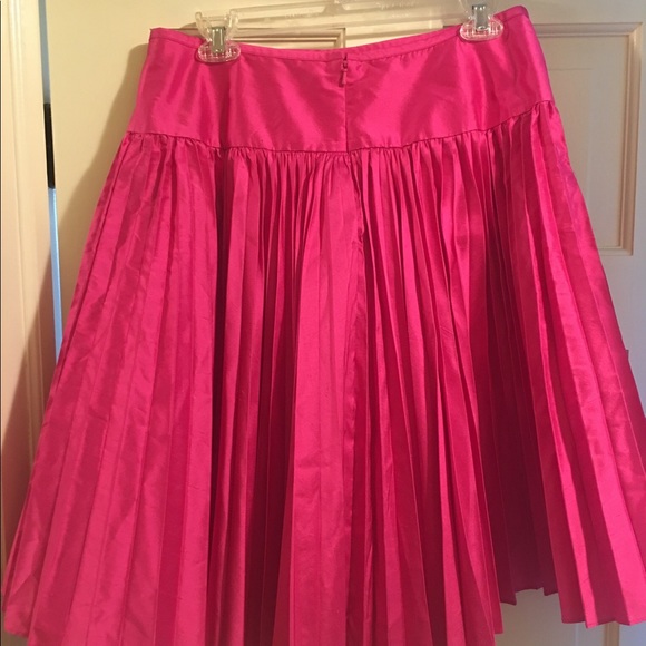 Silk Taffeta ball pleat skirt fuchsia - Picture 4 of 7